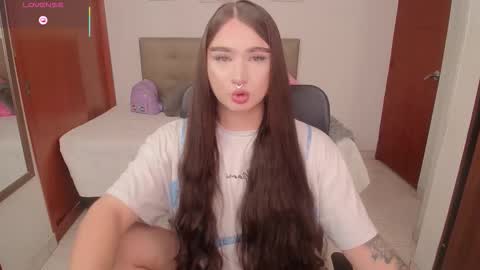 Miley online show from February 25, 4:10 pm