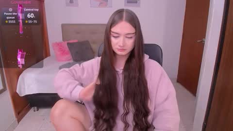 Miley online show from October 10, 4:35 pm