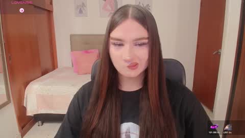 Miley online show from November 24, 4:27 pm