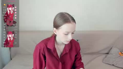 miley_cats online show from July 3, 10:20 am