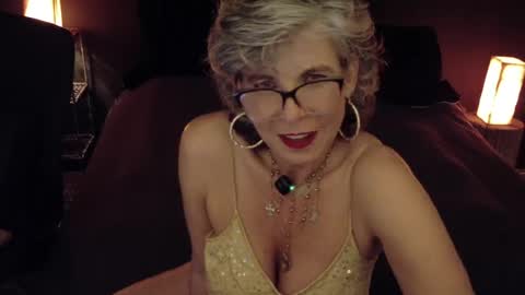 Fabiola online show from April 12, 12:47 am