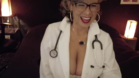 Fabiola online show from April 16, 1:28 am