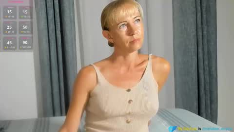 Christine online show from November 19, 12:04 pm