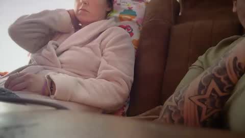 milfanddilf696969 online show from December 31, 1:47 am