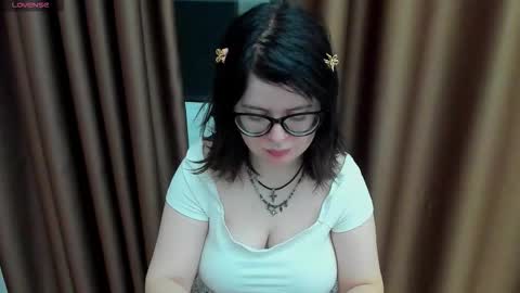 MilisaSweet online show from November 26, 8:49 pm