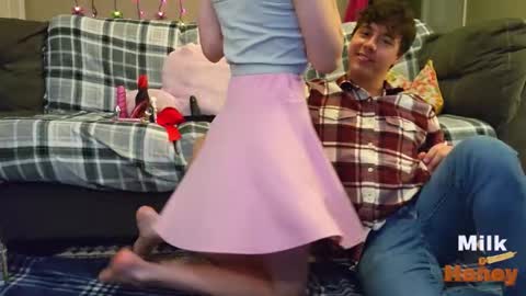 MilkandHoney online show from October 31, 12:44 am