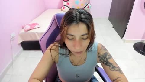 vale online show from November 25, 7:34 pm