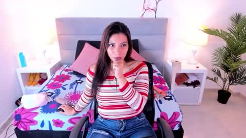 milky__boobs699 online show from March 8, 12:42 pm