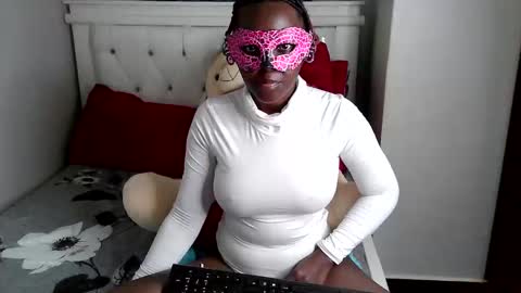 Milkybee online show from January 11, 4:18 am