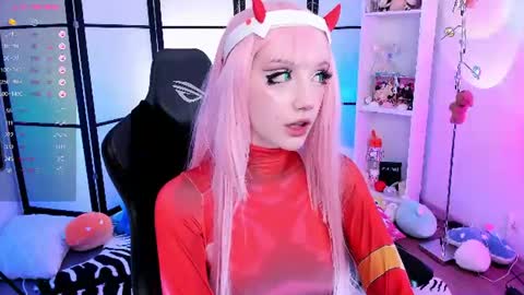 milky cute online show from June 14, 7:27 pm