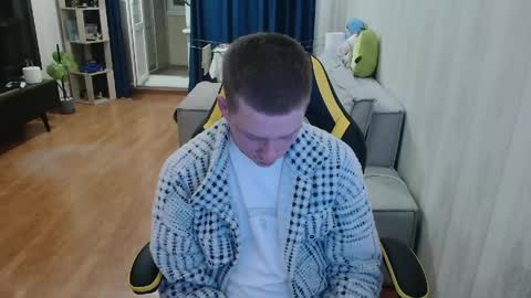 Mark and Elsa  online show from April 15, 9:26 pm