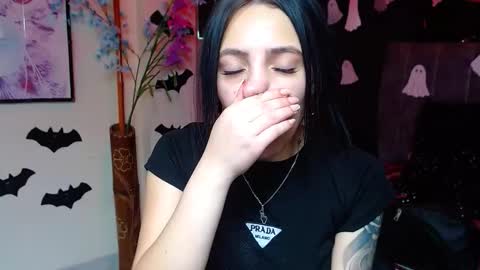 Violeta online show from November 4, 1:34 pm