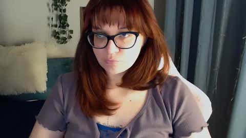 Milla online show from March 2, 8:07 pm