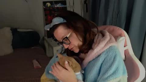 Milla online show from April 12, 11:31 pm