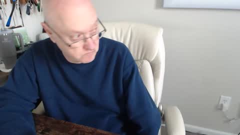 millenium0129 online show from February 25, 7:06 pm