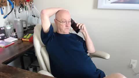 millenium0129 online show from March 25, 6:36 pm