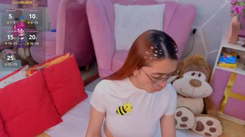 milleyjones_ online show from December 3, 10:32 pm