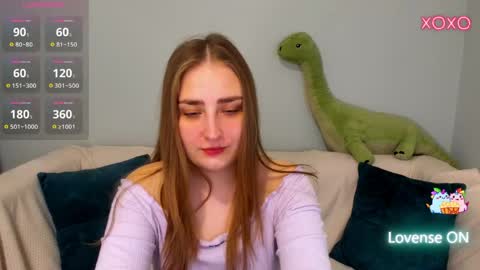 millibrooksss online show from April 15, 1:42 am