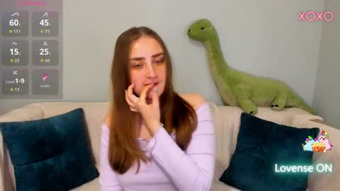 millibrooksss online show from April 22, 1:57 am