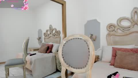 millie_byers online show from September 17, 4:54 pm