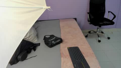 Millie online show from April 3, 12:01 pm