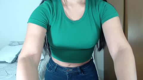 milly__taylorrr07 online show from May 3, 3:34 am