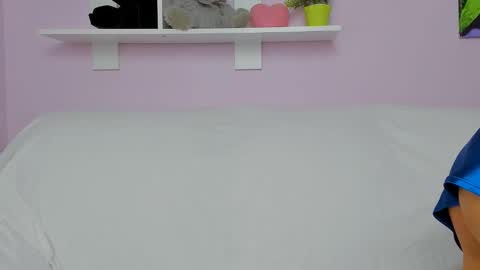 Snapshot of milly_hottt chatting on September 10, 11:22 am Milly online show from September 10, 11:22 am