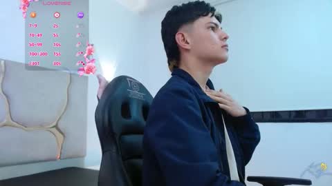 milo_tay1 online show from March 27, 5:02 am