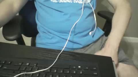 milwaukeebadger24 online show from April 17, 12:57 am