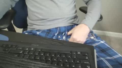 milwaukeebadger24 online show from December 3, 1:23 pm