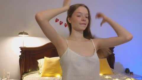 mimichelle online show from December 6, 2:18 am