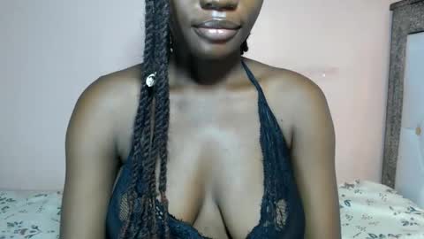 mimiebony online show from June 4, 7:14 am