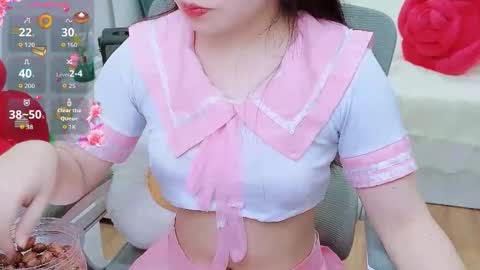 mina_686 online show from November 9, 8:40 am