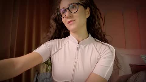 Mira online show from February 23, 6:32 pm