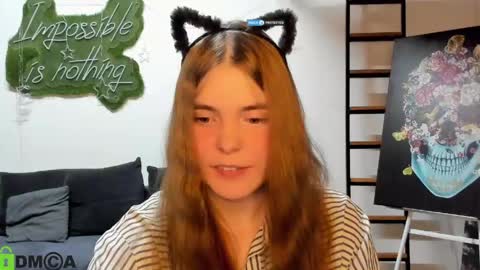 miraa_bloom online show from April 14, 4:10 pm