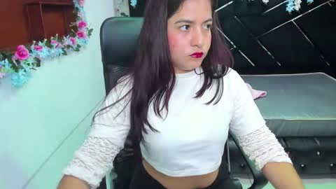 mirabella_miller online show from December 1, 12:47 pm