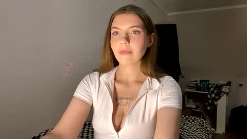 Mira  online show from October 21, 9:18 pm