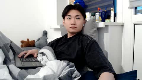              online show from April 26, 5:32 pm