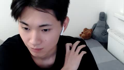Snapshot of miram_yoo chatting on October 15, 3:10 am              online show from October 15, 3:10 am