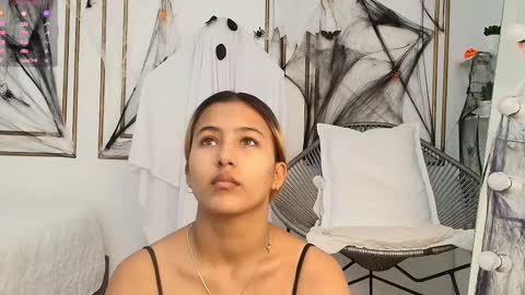 Miranda online show from October 19, 12:43 pm