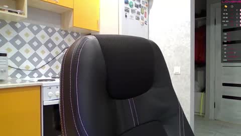 MIRANDA online show from November 23, 5:16 am