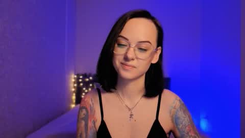 MiraSkyy online show from February 25, 2:53 pm