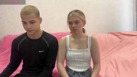 mirelcouple online show from July 9, 3:16 pm