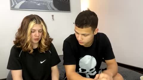 mirelcouple online show from February 17, 10:14 am