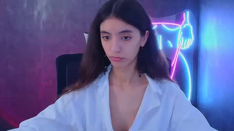 Miri online show from December 7, 3:03 pm