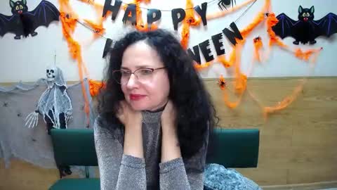 Miroslava Happi online show from November 3, 8:37 am