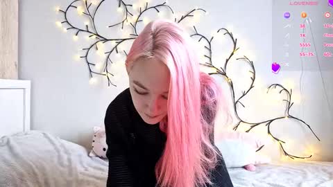 MisaMew online show from February 2, 8:10 am