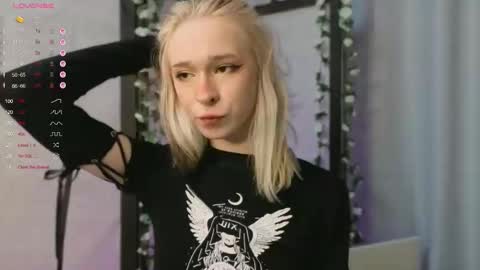 misekiii online show from October 24, 7:58 pm