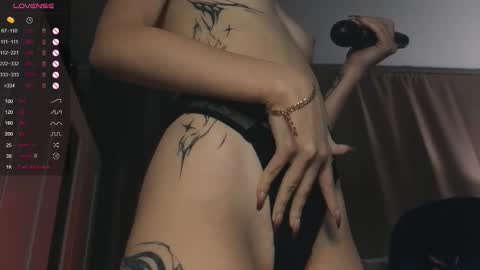 misekiii online show from November 1, 1:28 am