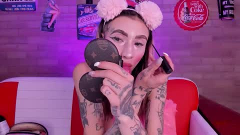 miss___angel online show from December 20, 7:43 pm